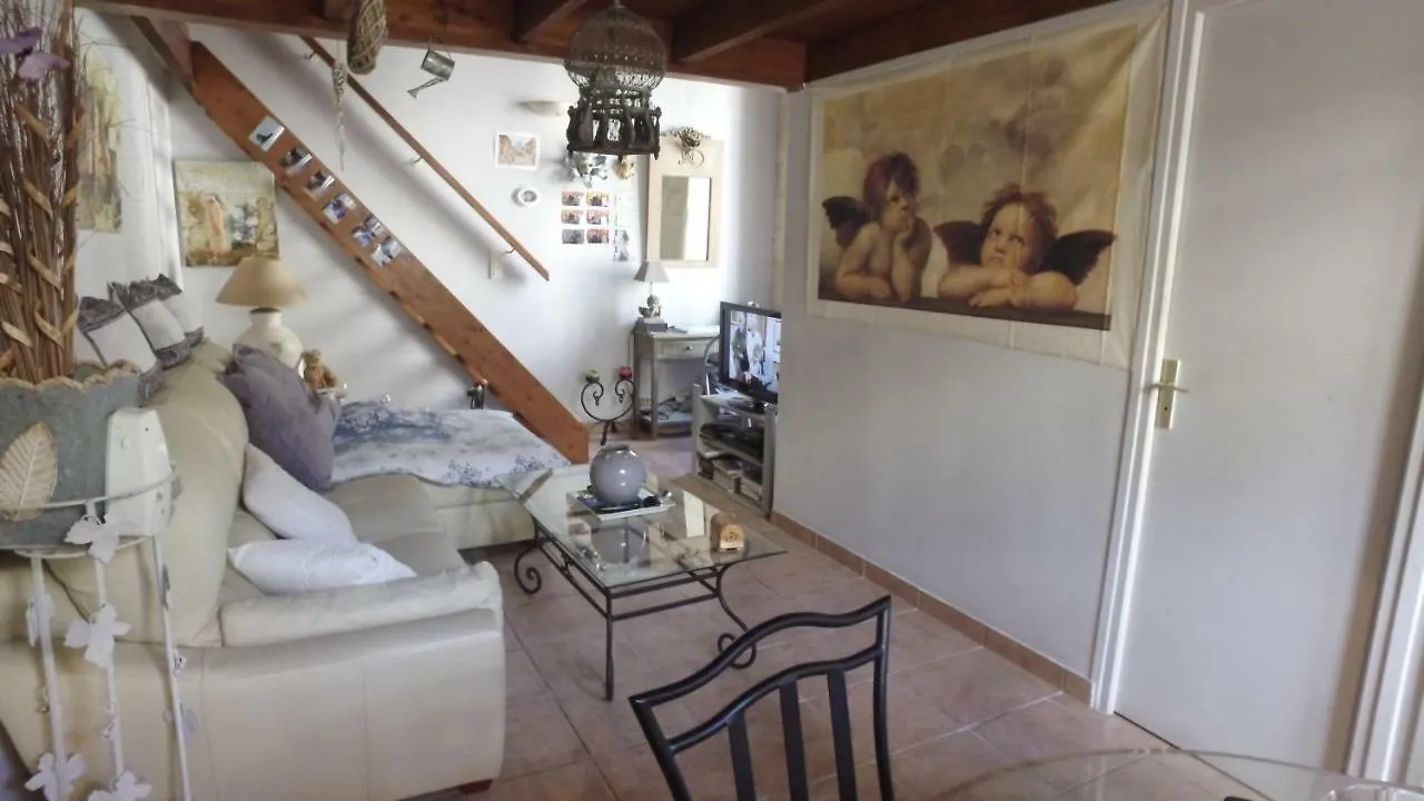 Chez Gene contacts